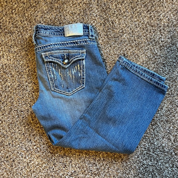 Capris - Picture 2 of 3